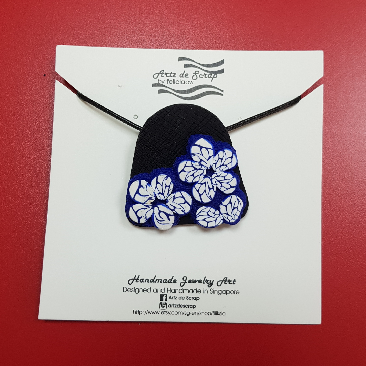 Porcelain Flower - Bell Necklace