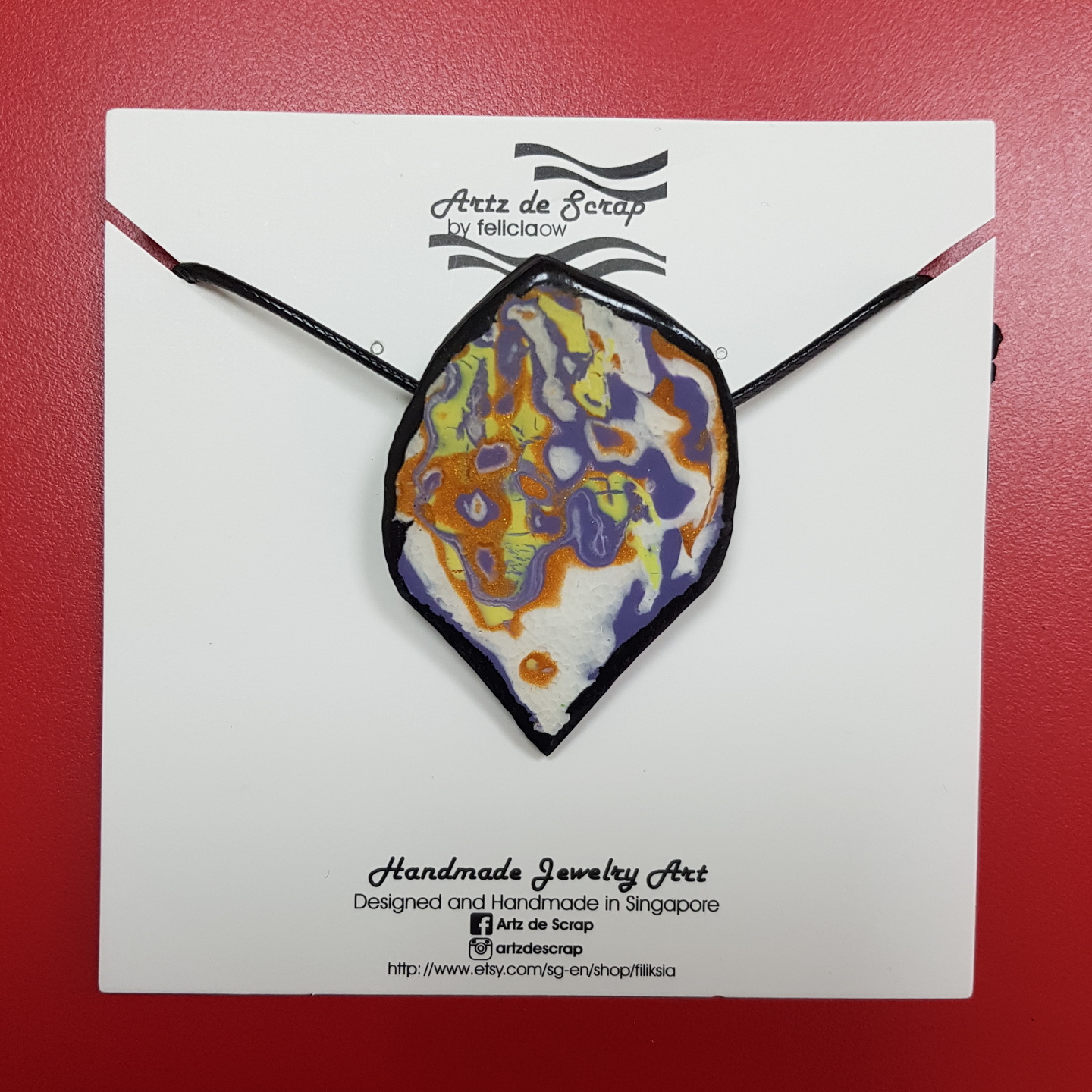 Colour Fantasy - Leaf Necklace
