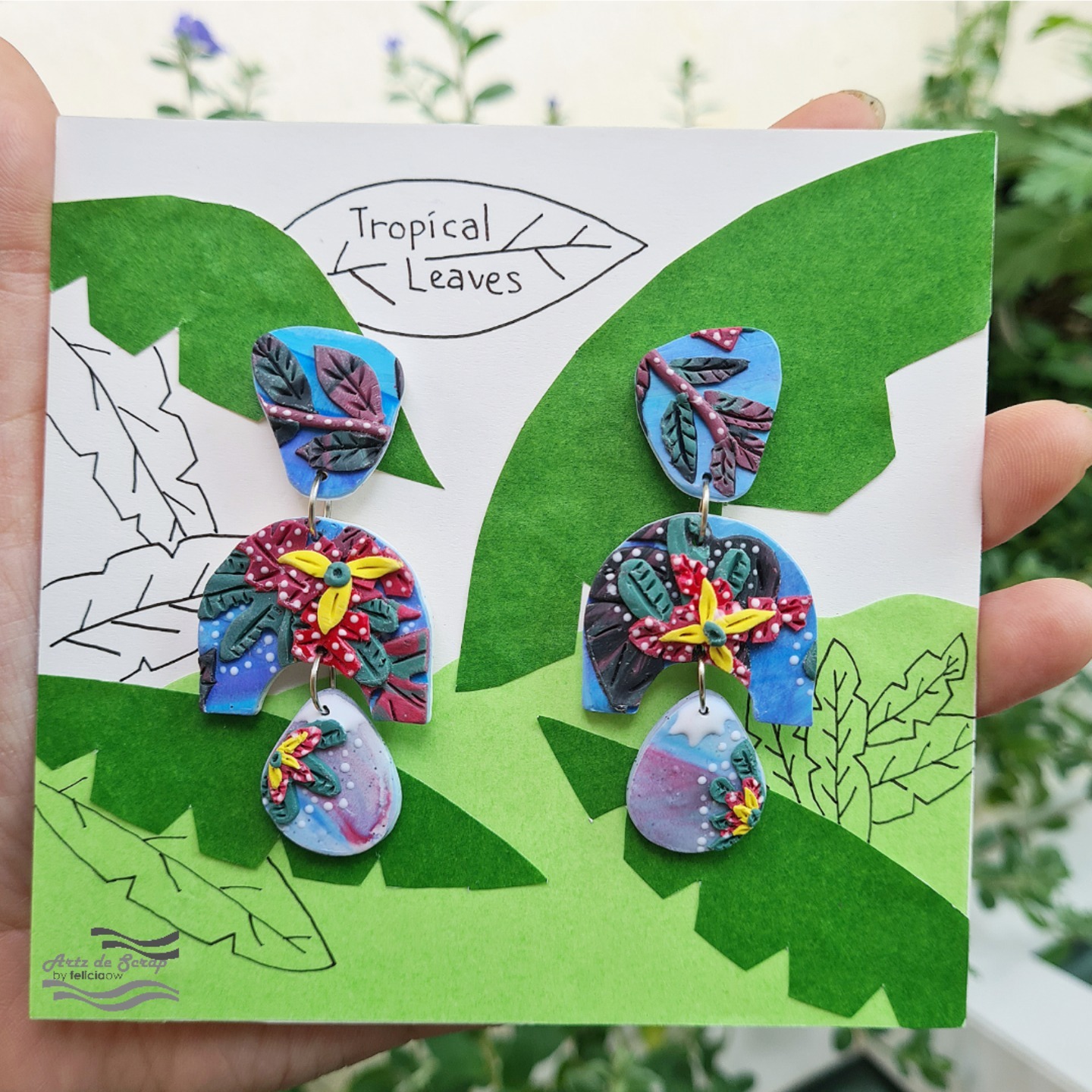 Pameran Poskad - Tropical Leaves Inverted U-shaped Dangle Earrings