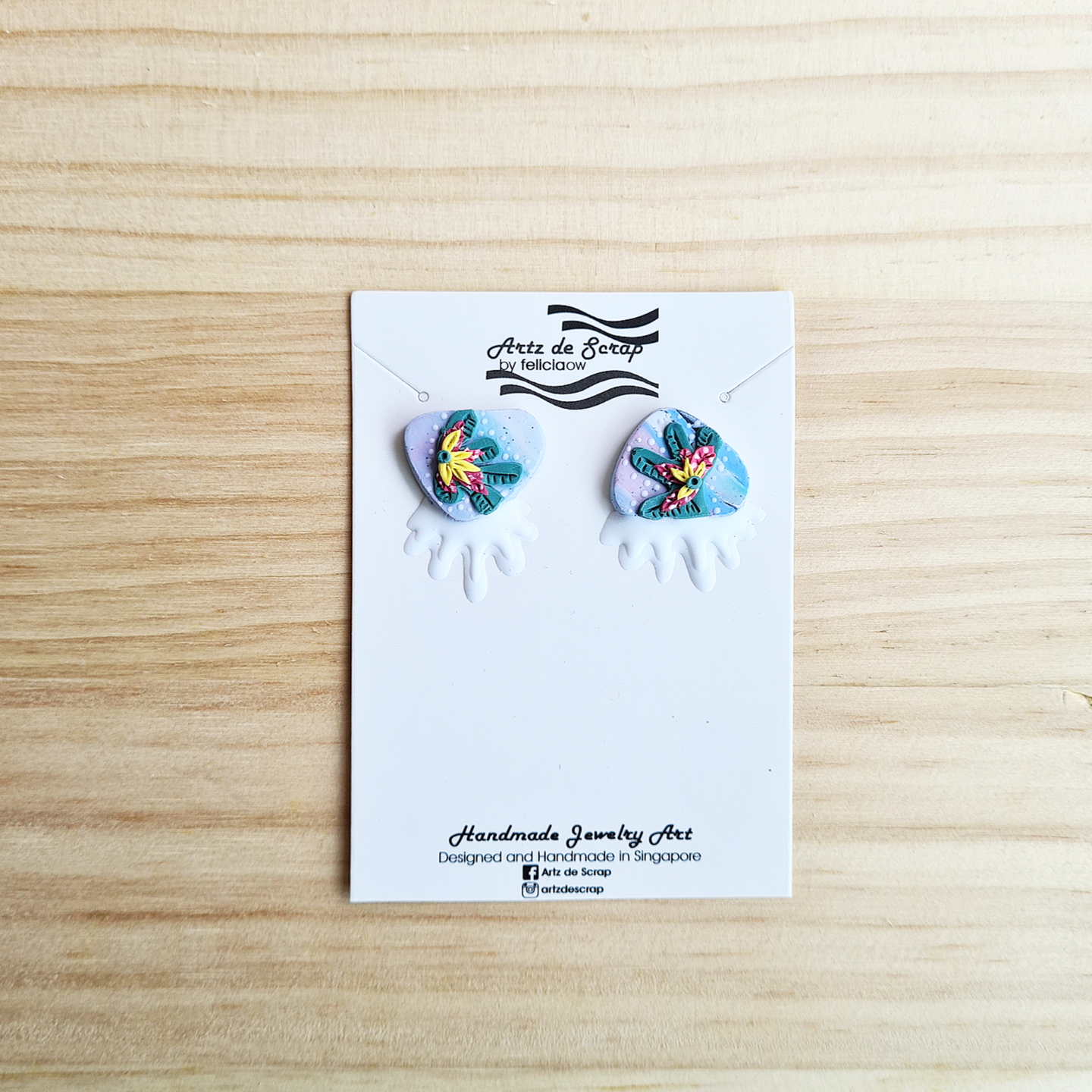 Tropical Leaves - Pebble Drips Studs Earrings