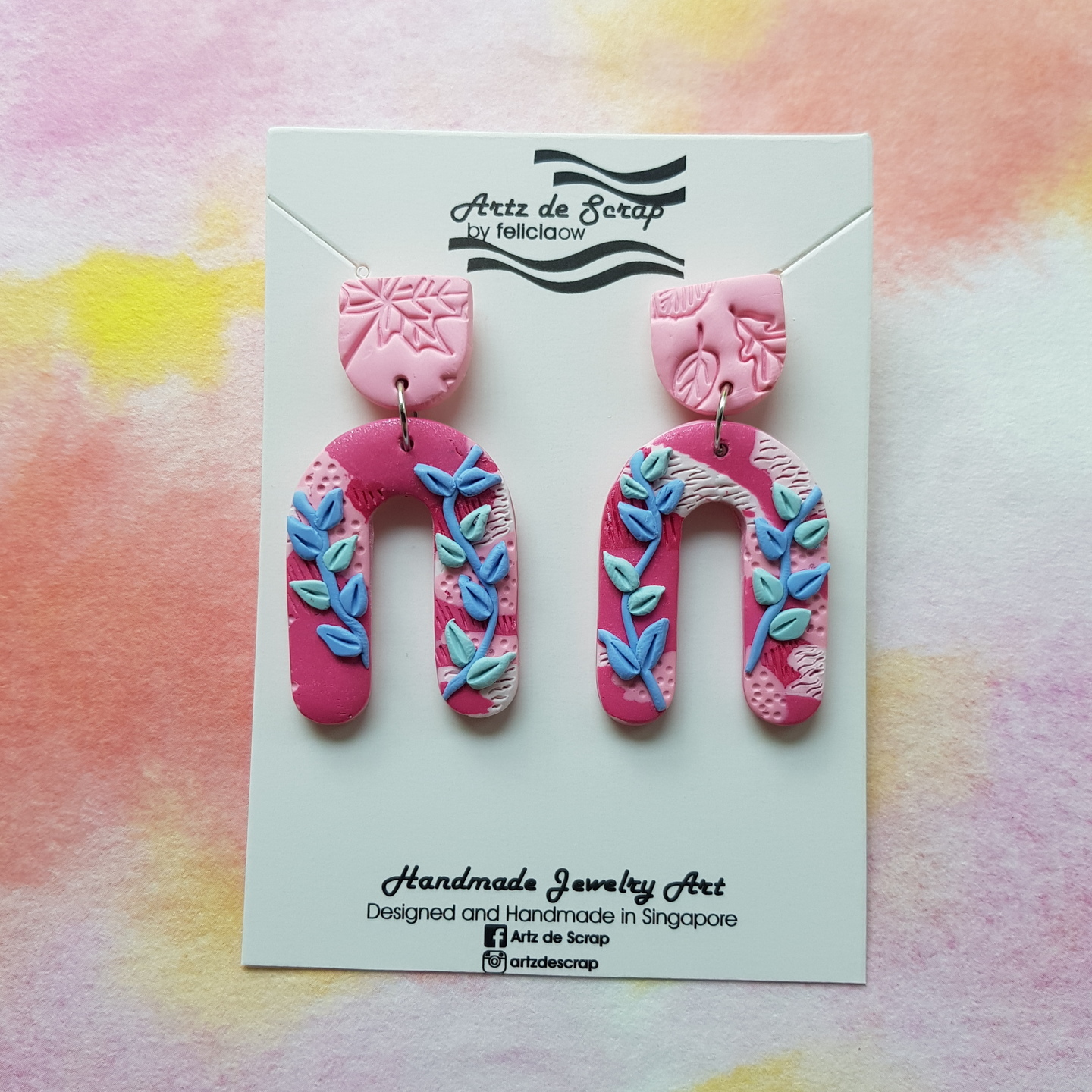 Sweet Pink Terrain - U-shape Leaves Earrings