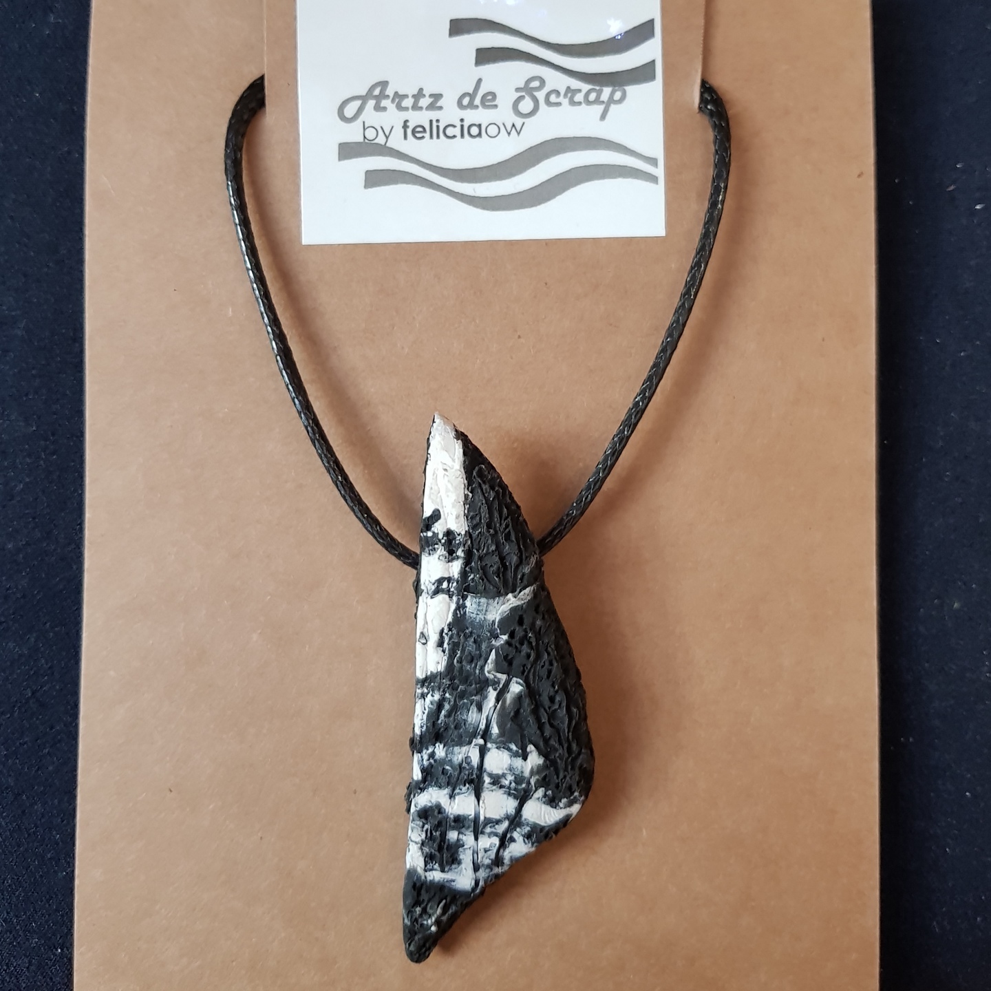 Tree Bark - Pointed Necklace