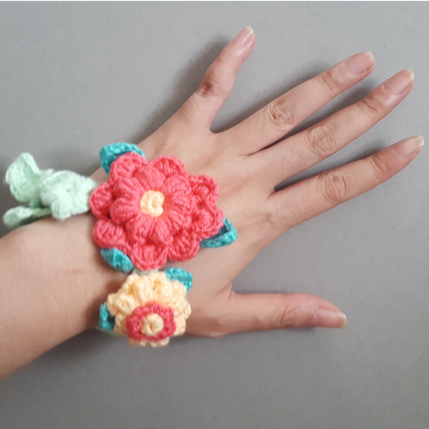 Crochet Flowers Bracelet