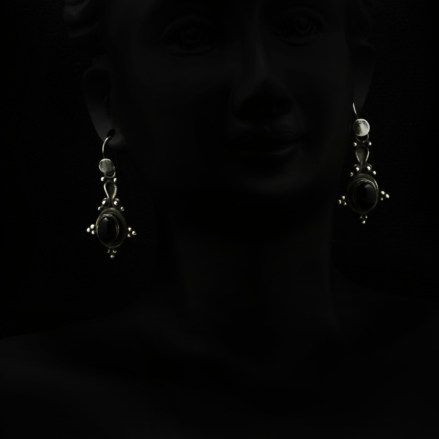 Oval Black Oxidized