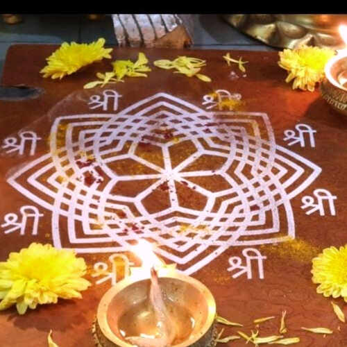 Dnyan kamal with Shri stencil of 9/9 inch 