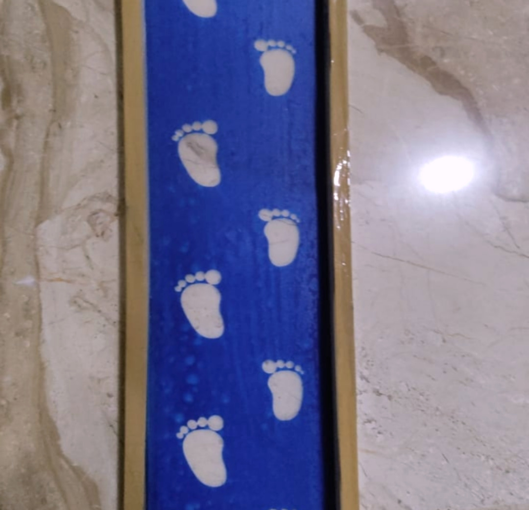krishna foot border stencil