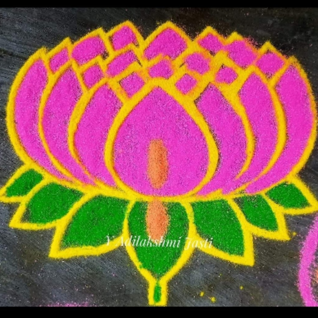 Lotus flower rangoli stencils in small size 