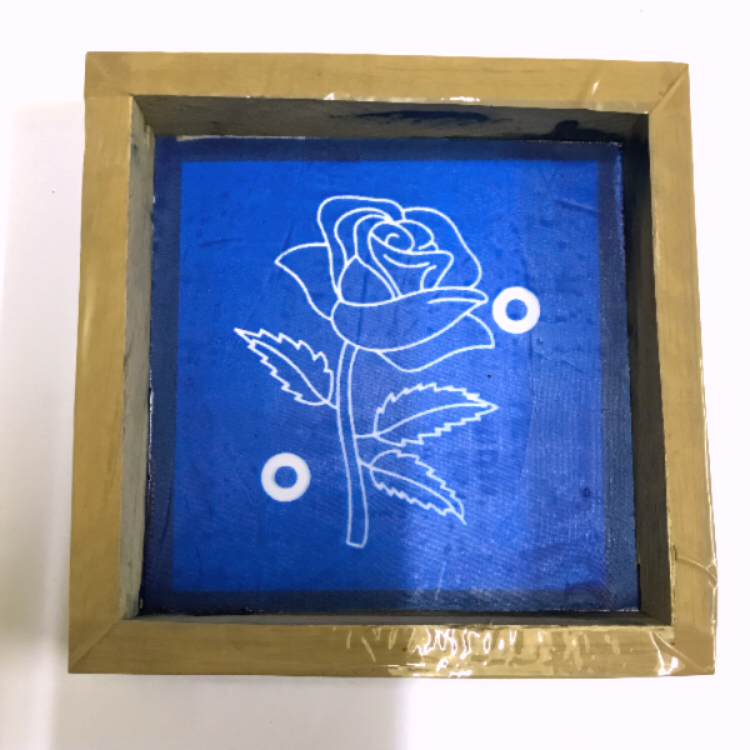 MeArtist wooden Rose rangoli stencil of size 5 by 5 inch 