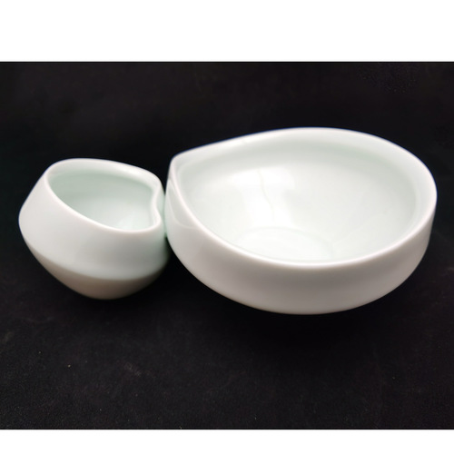 Green White Figure-8 Double Bowls Double