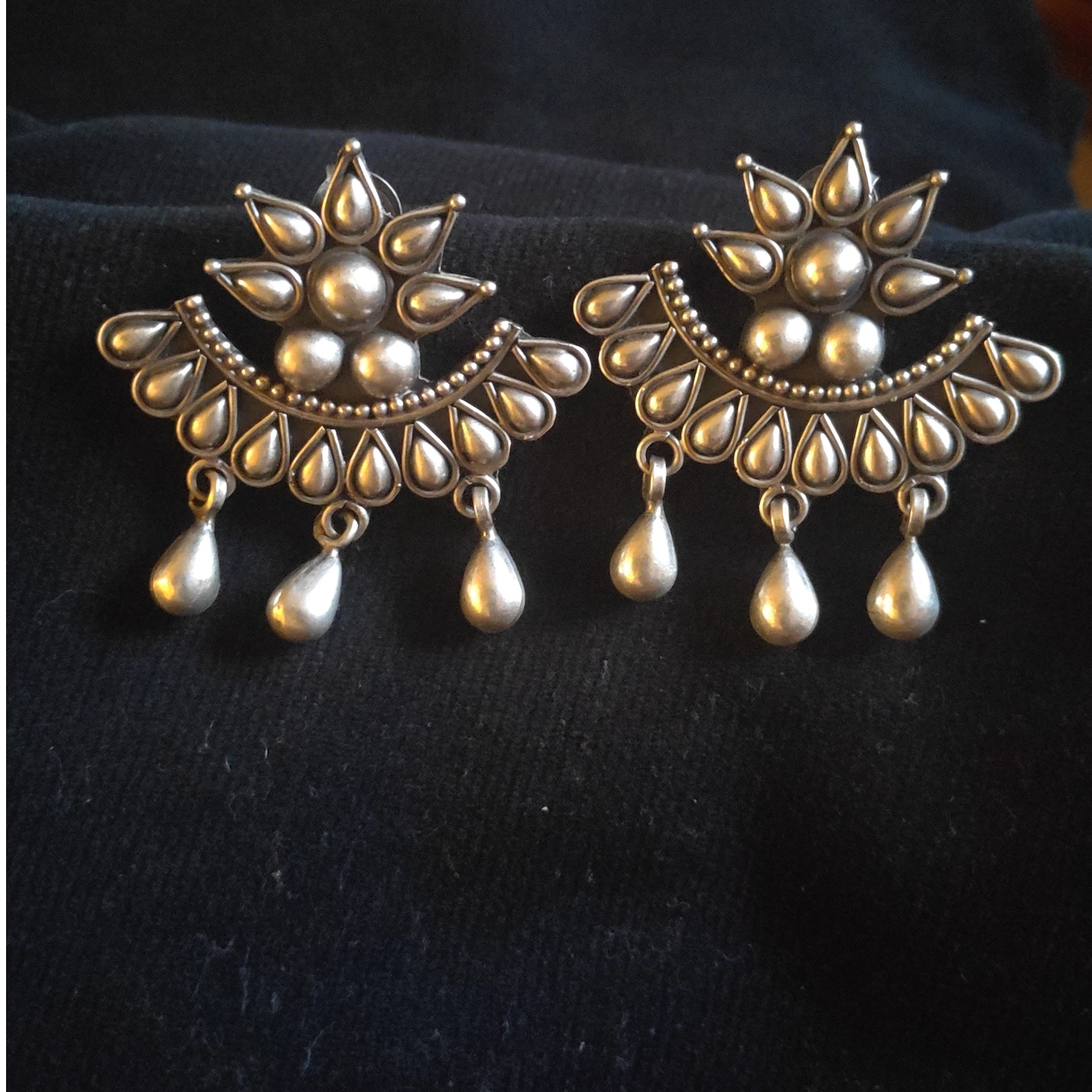 ETHNIC SILVER EARRING-SE42086