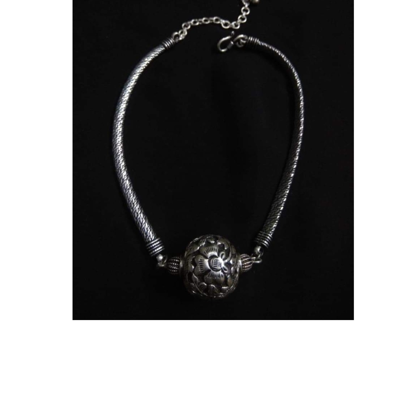 SILVER ETHNIC NECKLACE-SN42052