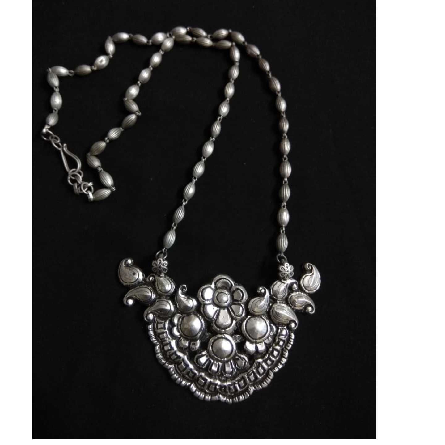 ETHNIC SILVER NECKLACE-SN22022