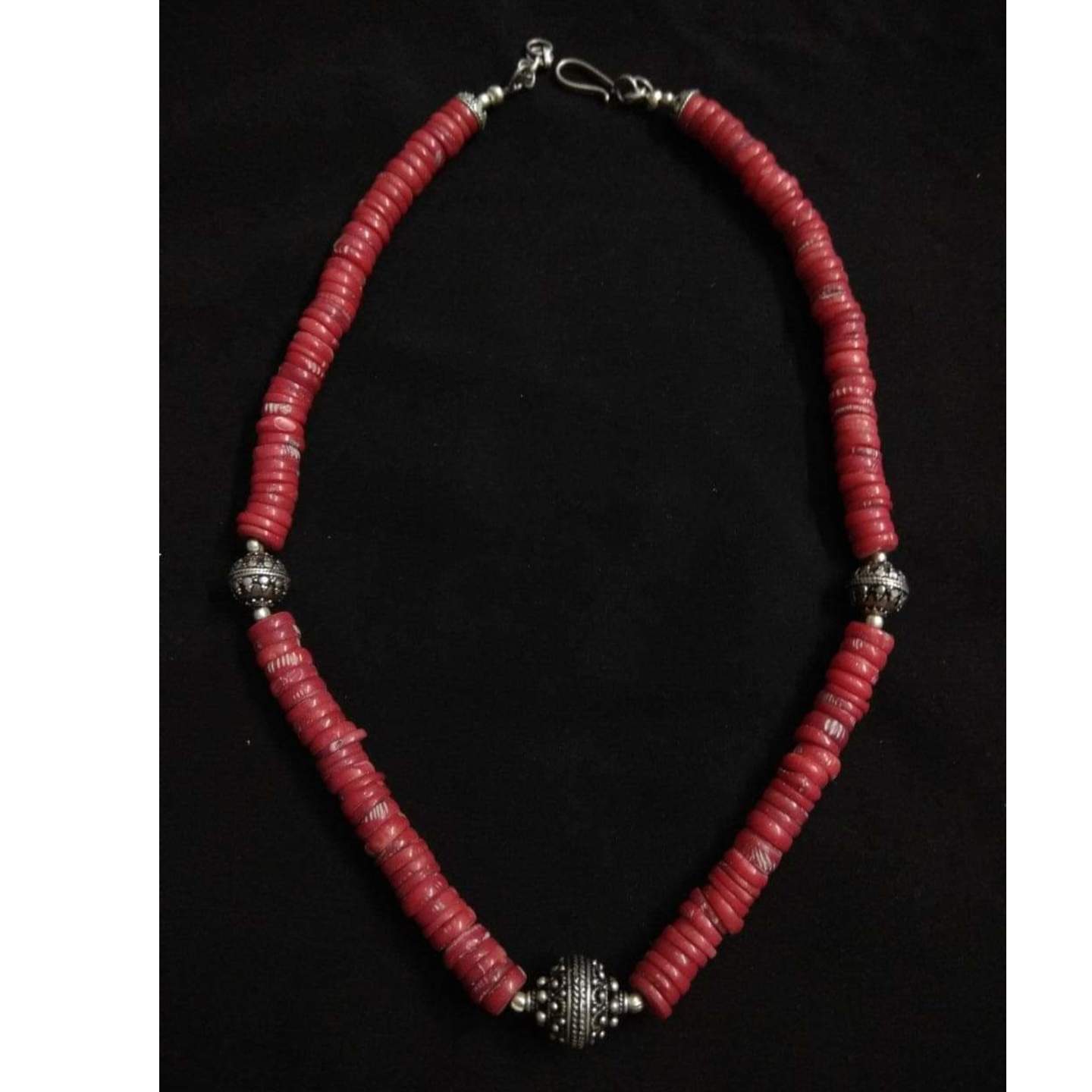 RED CORAL GEMSTONES SILVER NECKLACE-SN42039