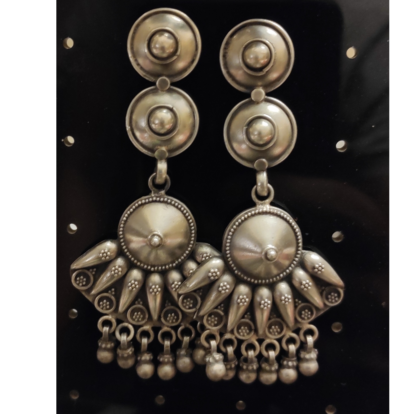 ETHNIC SILVER EARRING-SE420123