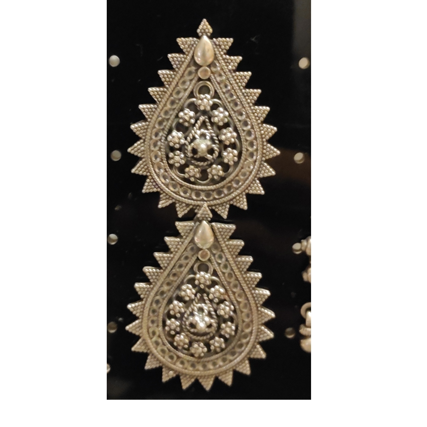 ETHNIC SILVER EARRING-SE420126