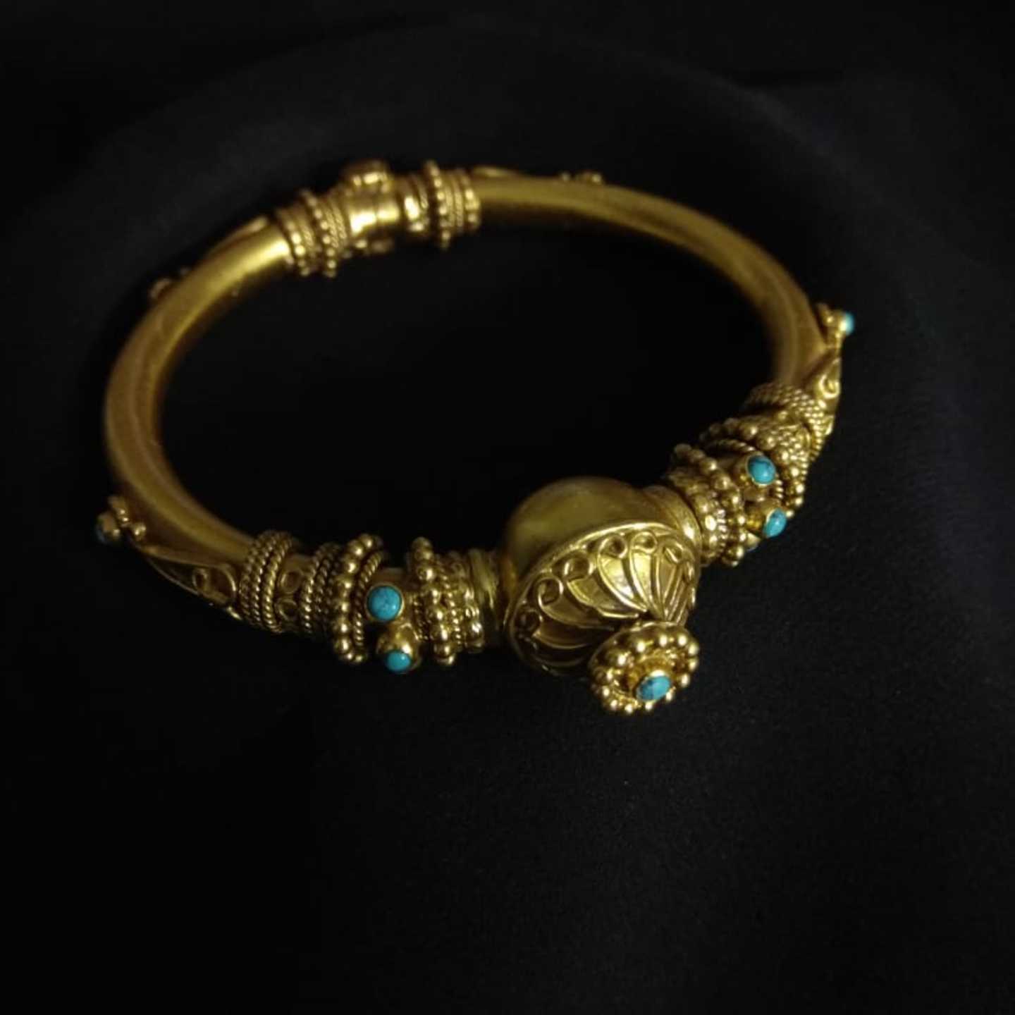 GOLD PLATED GEMSTONES SILVER BANGLE-SB42013