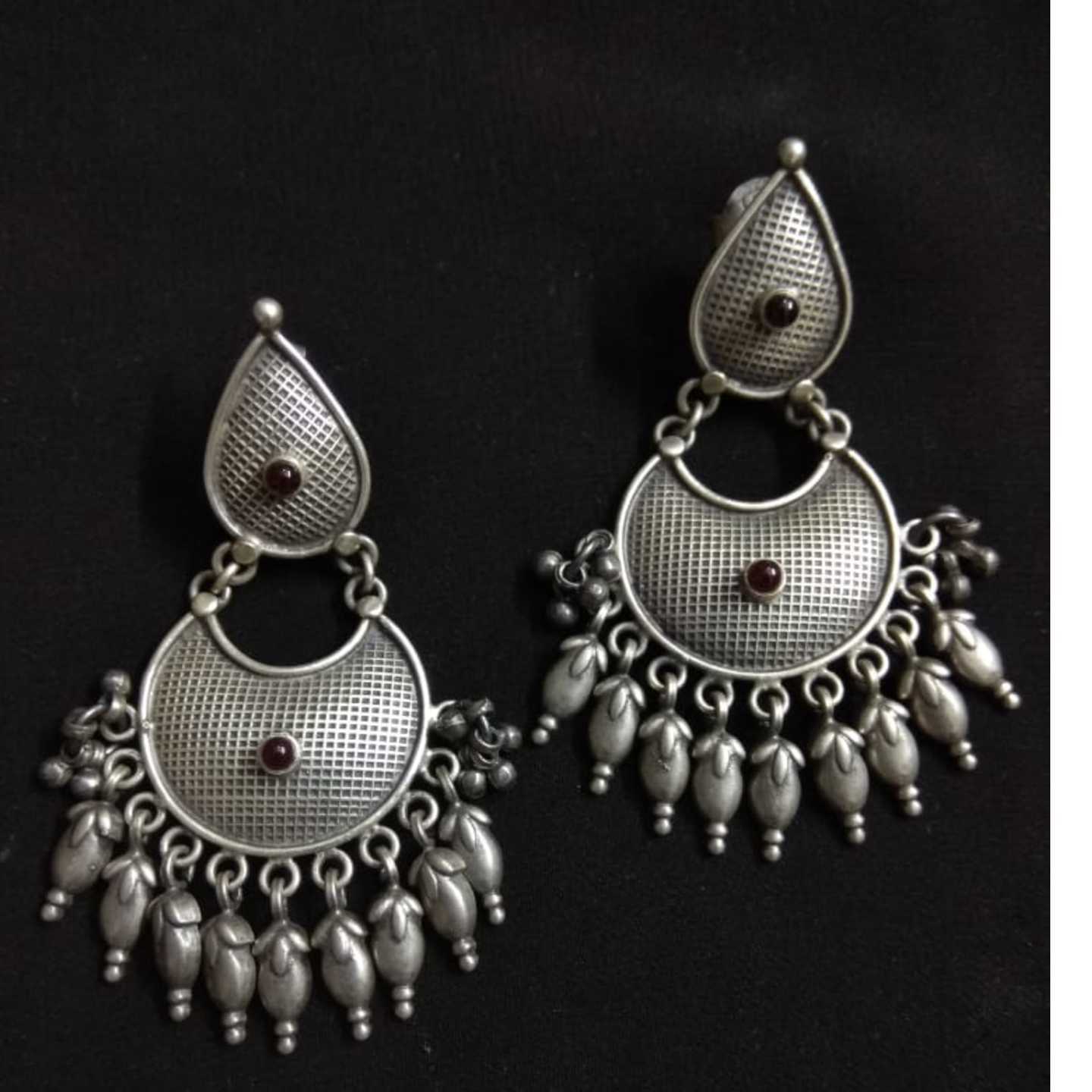 TEMPLE SILVER EARRING-SE42044