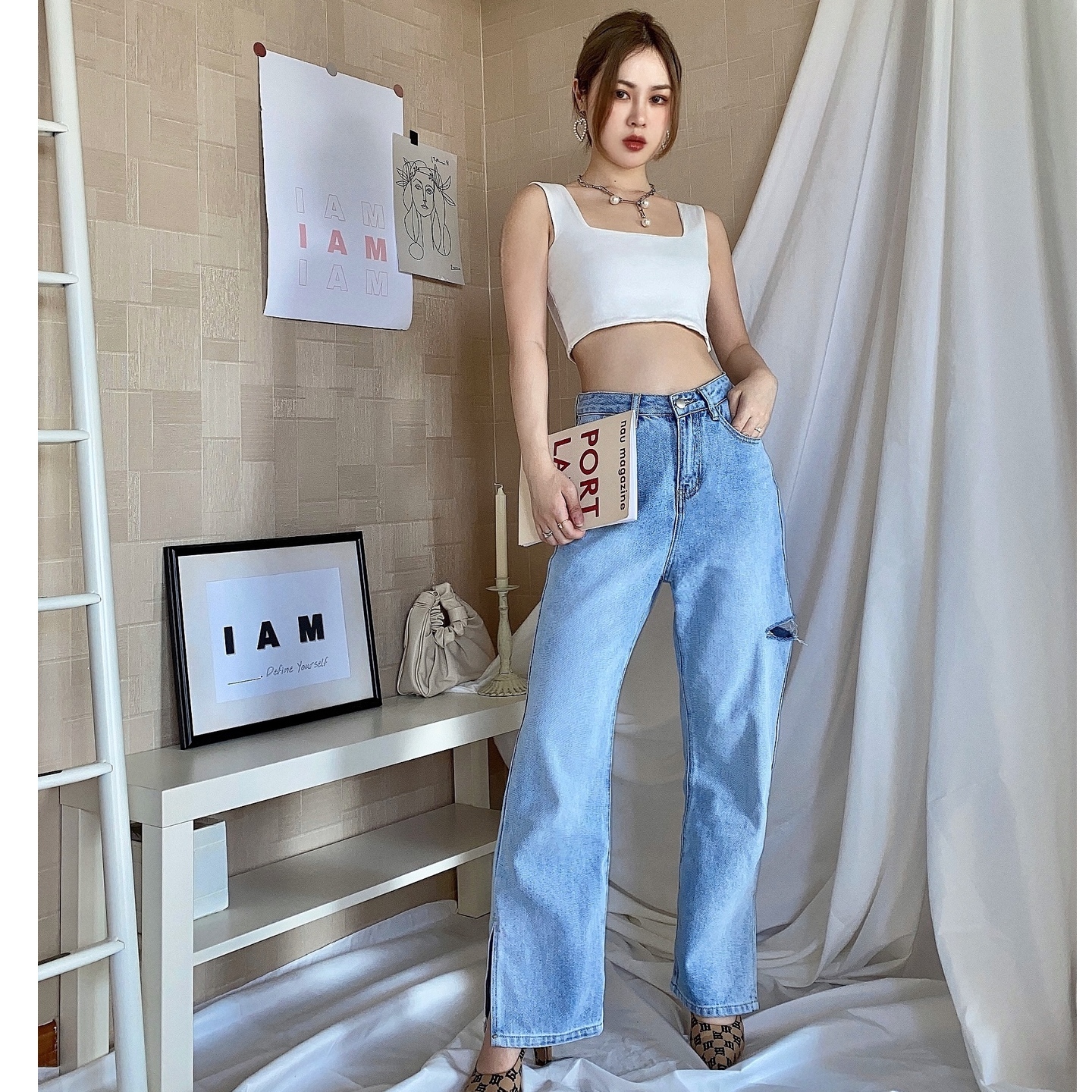 HIGH RISE SPLIT HEM STRAIGHT JEANS