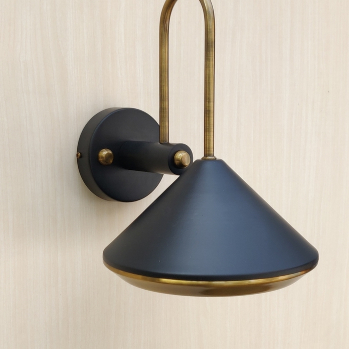 Tapered Top Wall Light