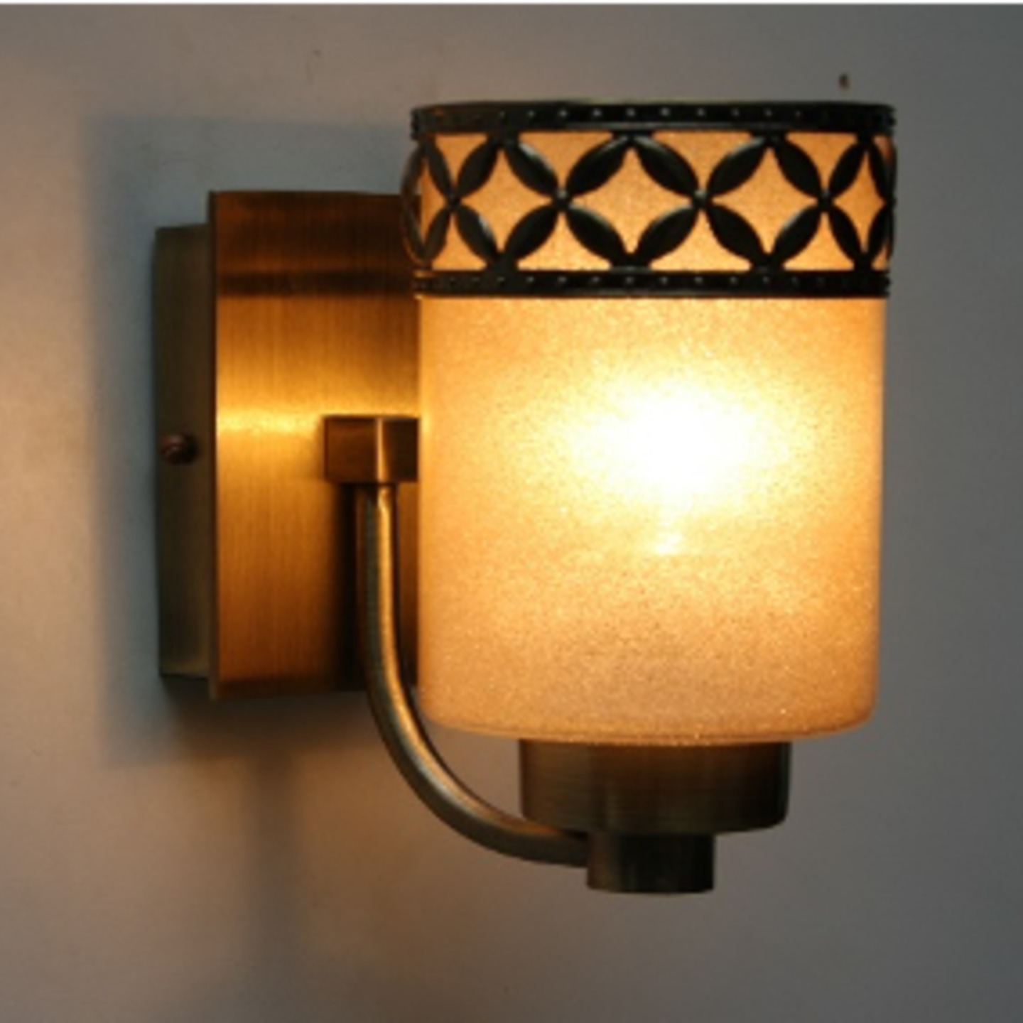 Classic Vintage Wall Light