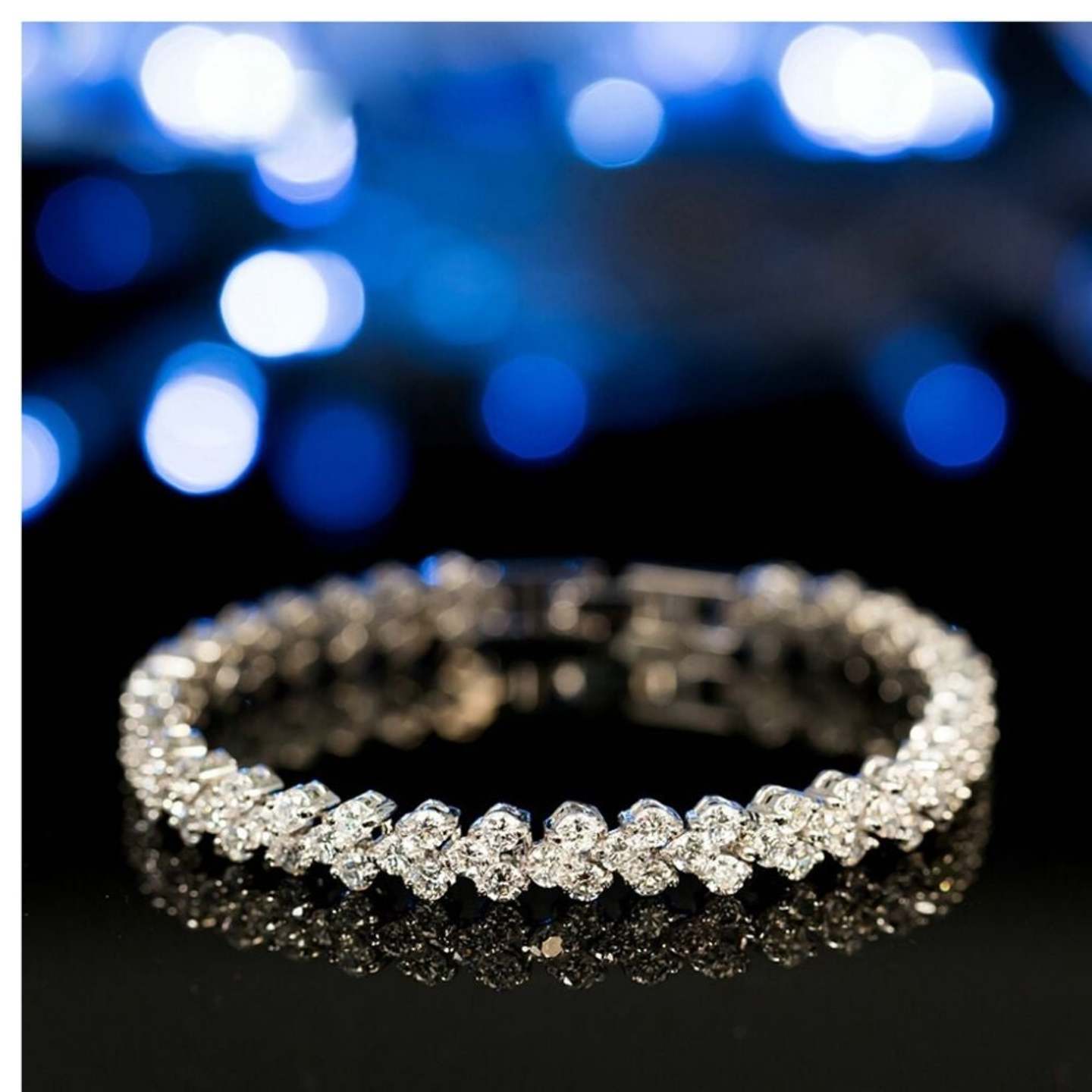 Avighna Arts sparkling crystal bracelet