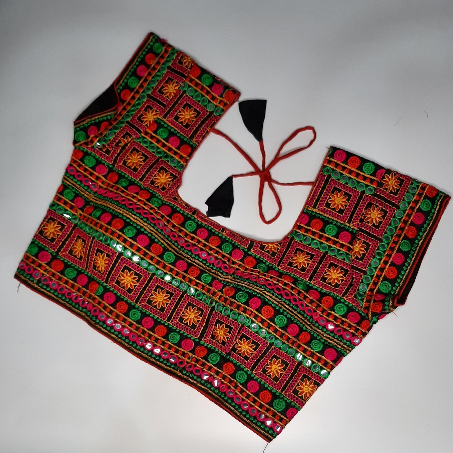 Multicolour embroidery  Gujrati blouse