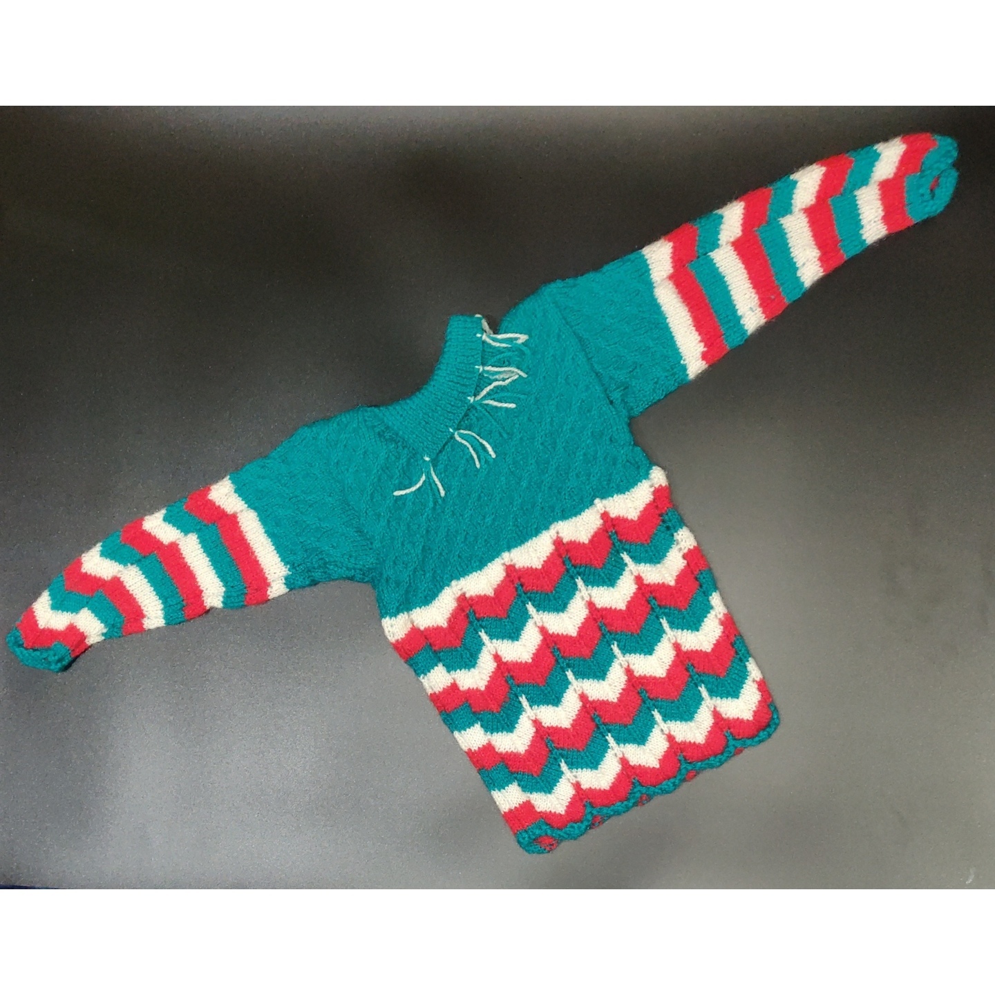 Pure Wool sweater 4-5yr