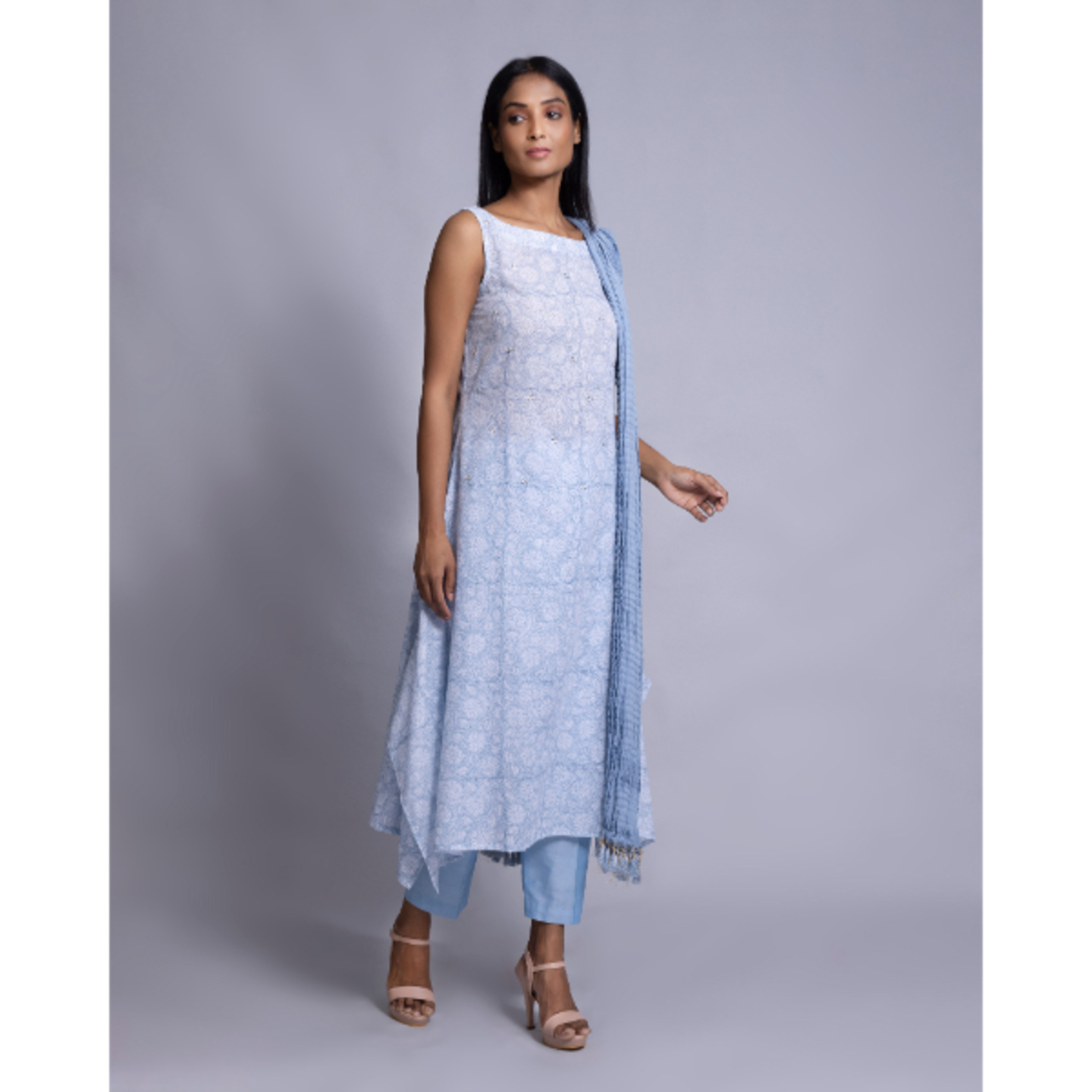 Dove-grey halter sleeved tunic with flared sharara pants and crushed cotton dupatta