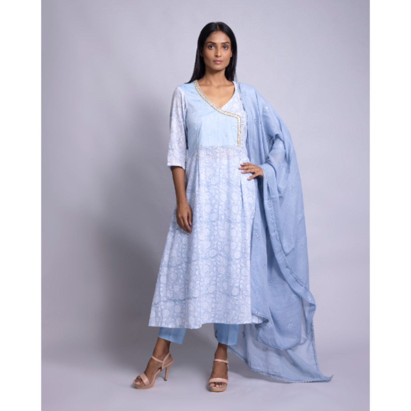 Hand embroidered Dove-grey kurta with Straight pants and dupatta