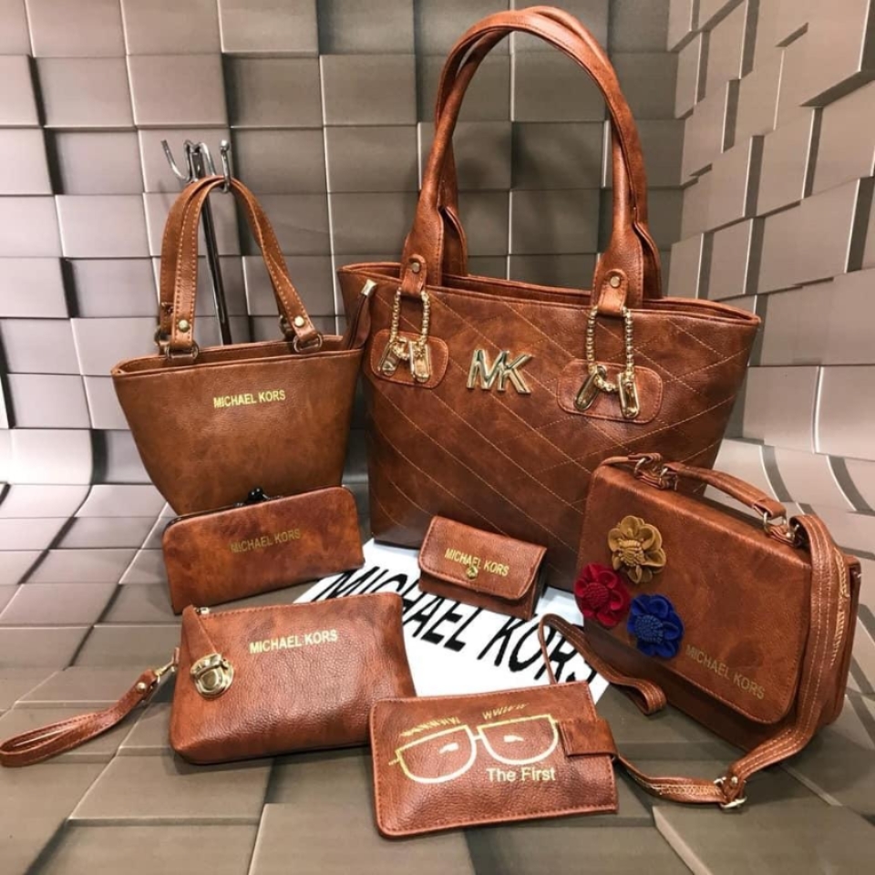 MICHAEL KORS 7 Pcs Set