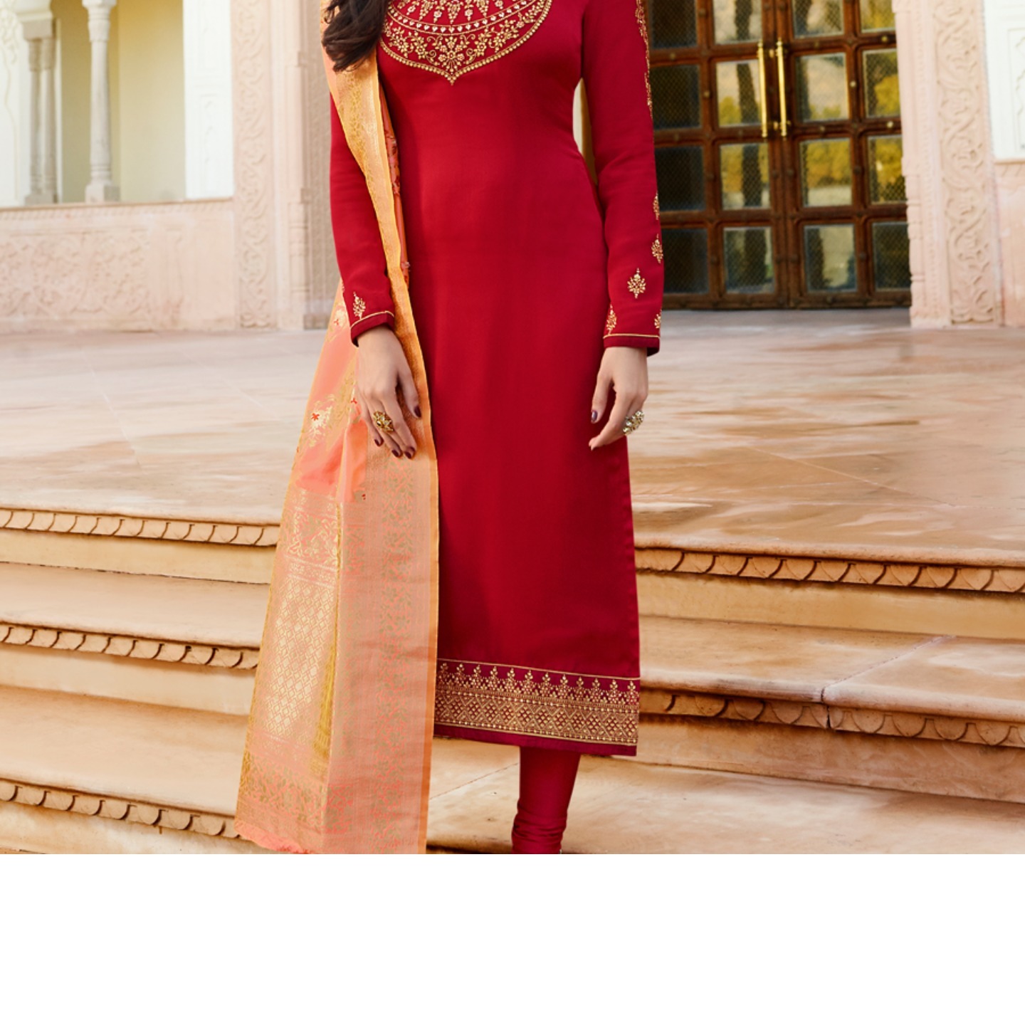 Robe Riche Embroidered Semi-Stitched Salwar Suit 