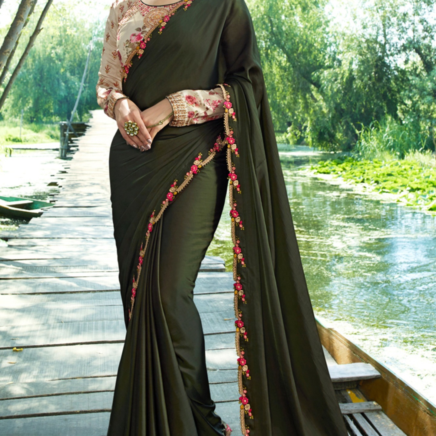 Robe Riche Mehndi Color Silk Plain lace work Embroidered Saree 