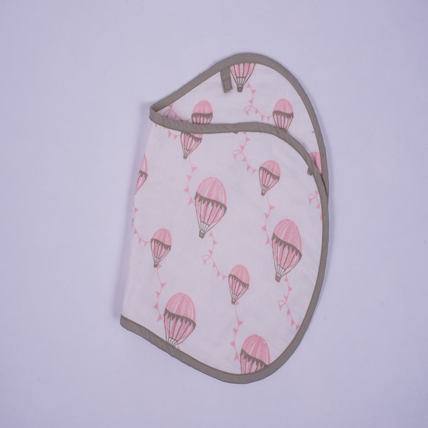 “Up in the Air” Organic Muslin Burpy Bib