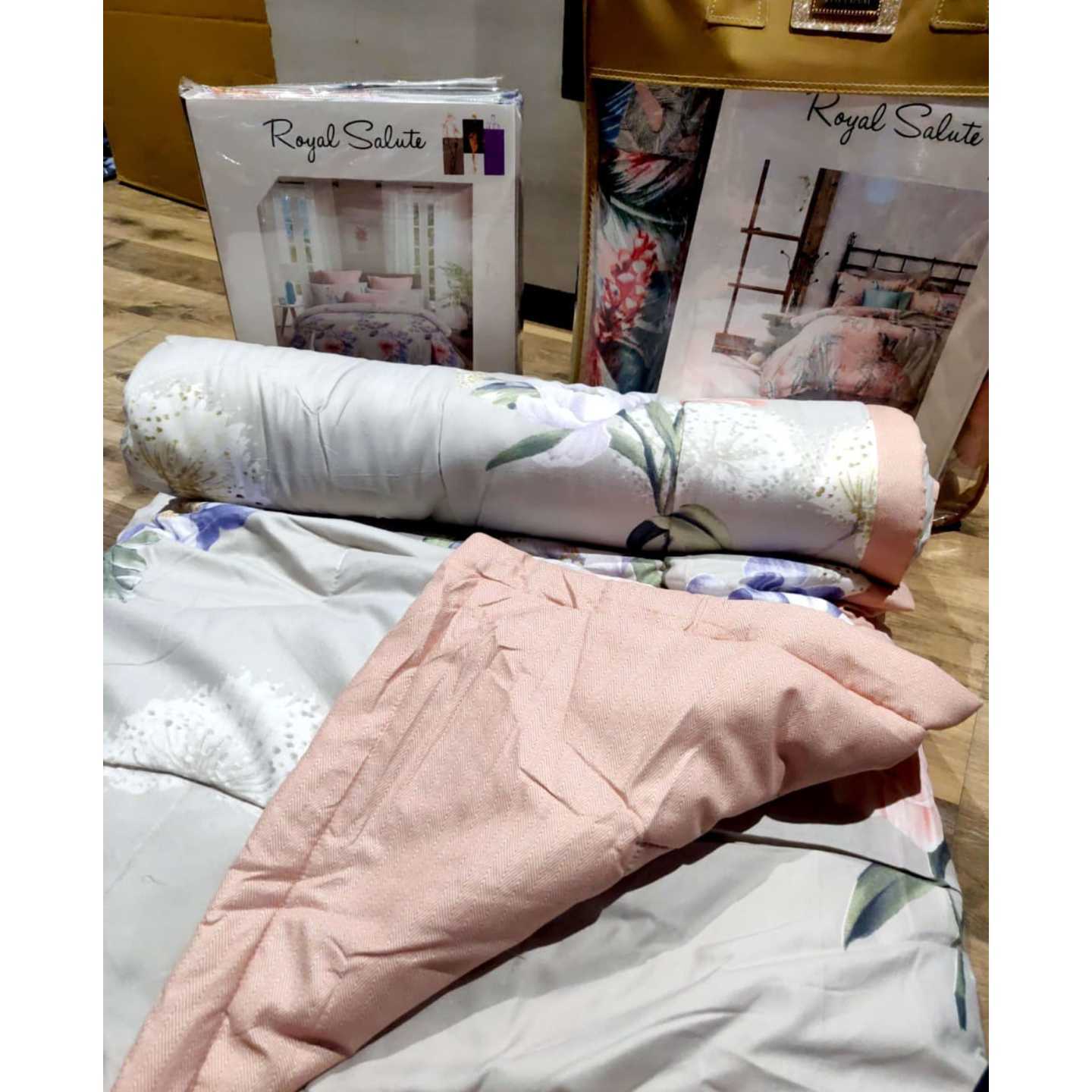 COMFORTER SET Q0025