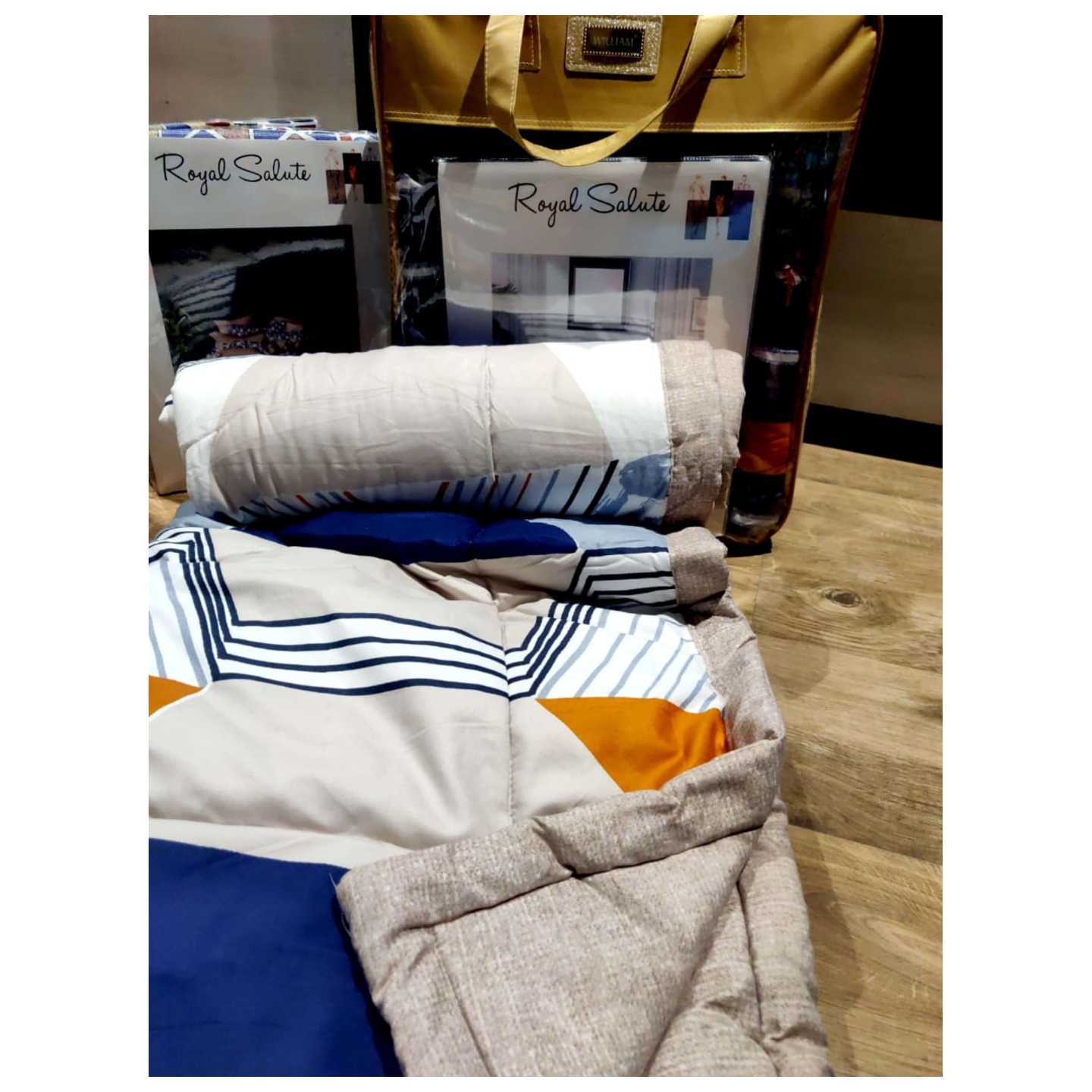 COMFORTER SET