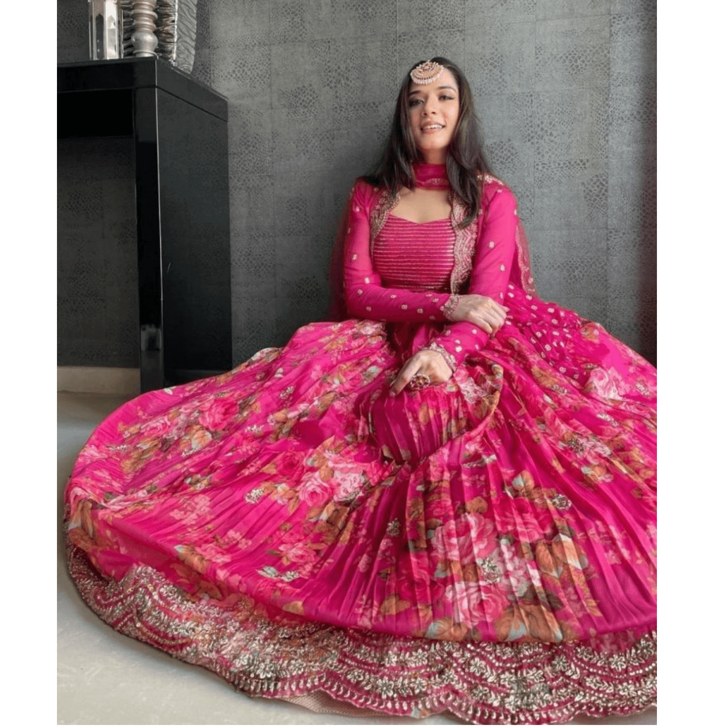 Alisha Pretty Women Lehenga