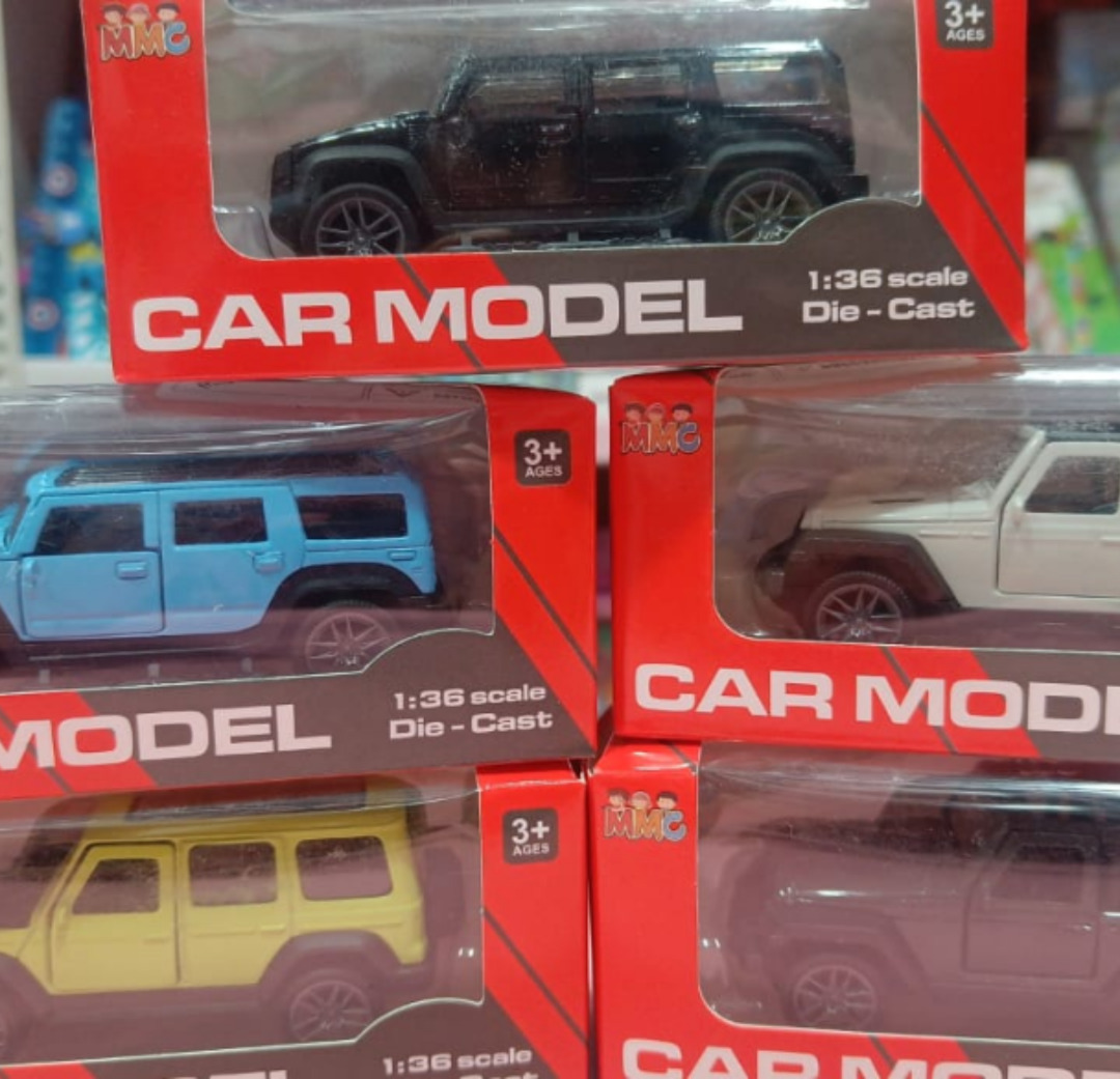 Esmi®- *Die Cast - Jeep/Thar/Defender Car model with friction wheels*
