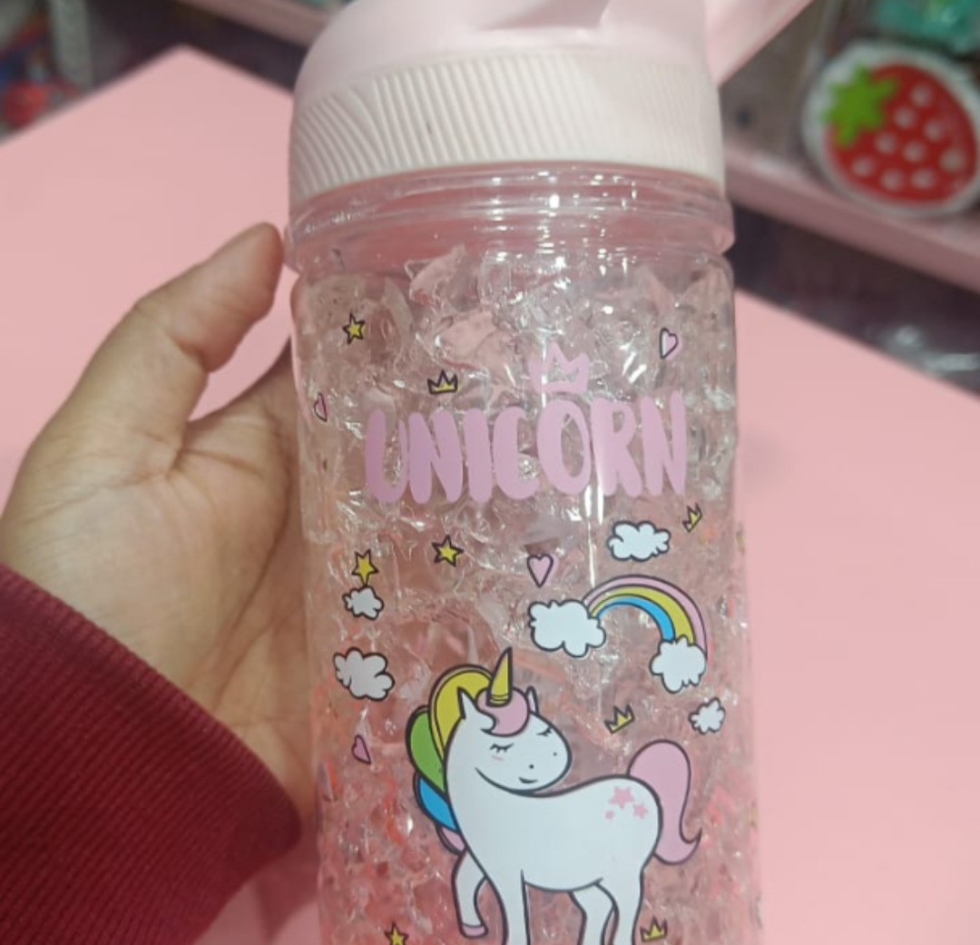 Esmi®- *Gel Sipper Bottle- Unicorn Theme*

Capacity 400ml, 
