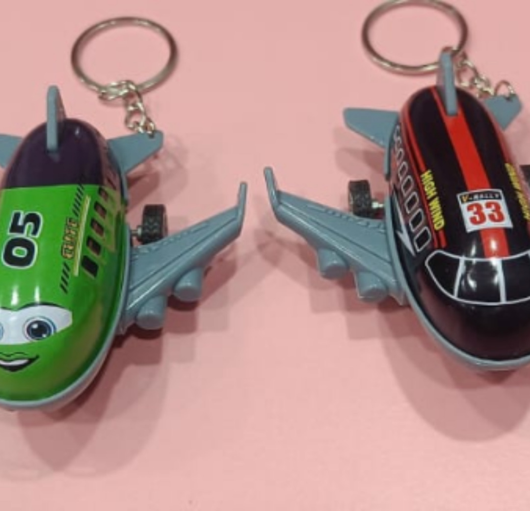 Esmi®- *Friction Aeroplane keychain*