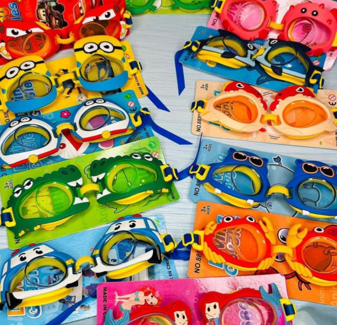 Esmi- Swimming Goggles