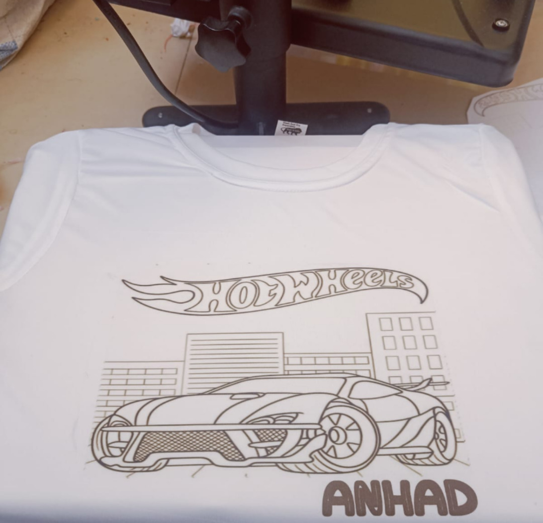 Esmi®- *DIY  T-SHIRT kit with your Name and favourite cartoon printed*
