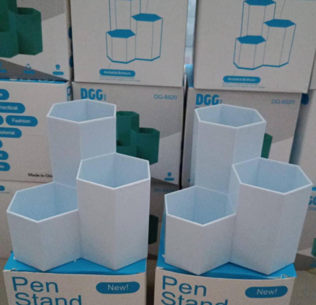 Esmi®- *Pen Stand* *Return Favours* 