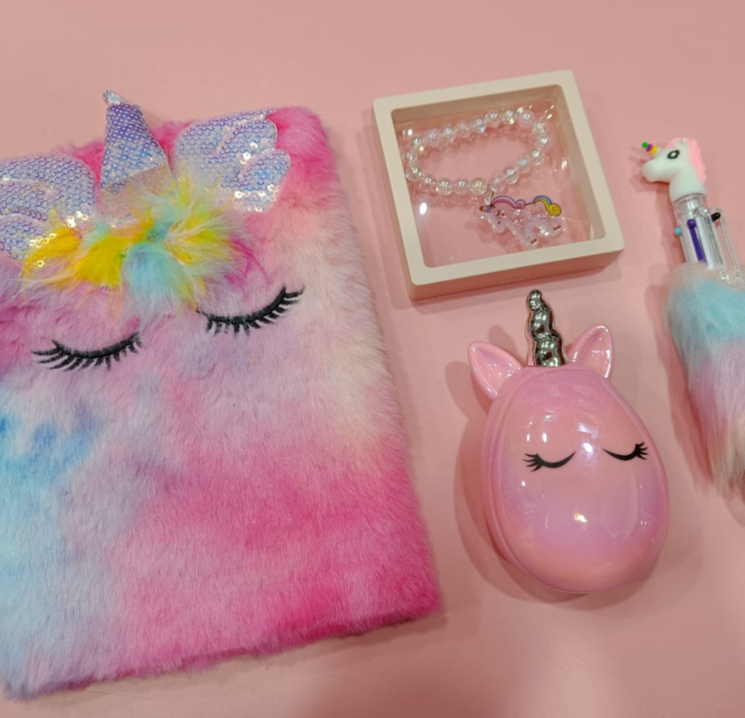 Esmi®- *Mini Unicorn Charm Combo*