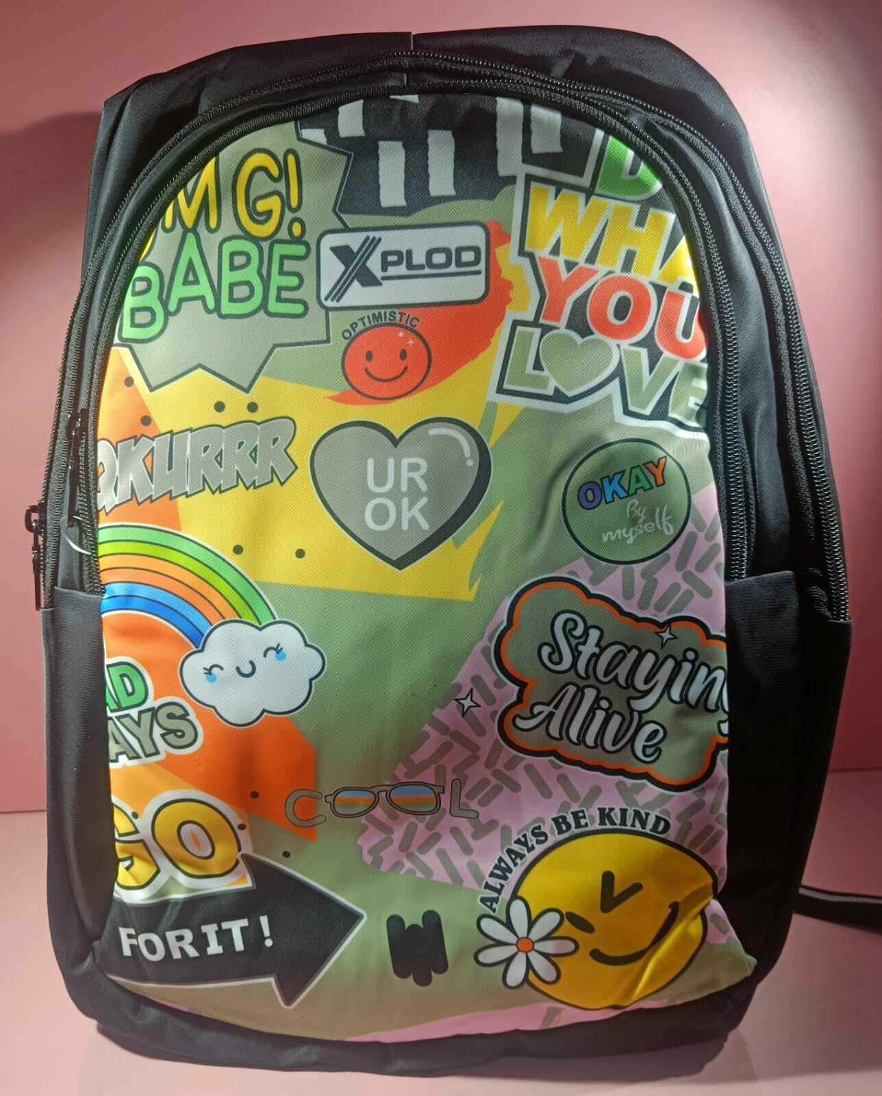 Esmi- *Smiley Emoji School bag*

Size Aprox 19", 4 section, 2 side pocket, Water proof with rain cover included

Price 810/-