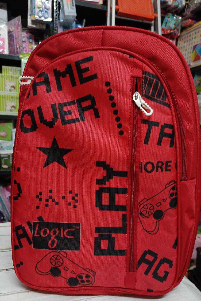 Esmi- *Logic Full Size Bag*

3 section bag , 1 side pocket, 1 front pocket
Size aprox 19"

Price 800
