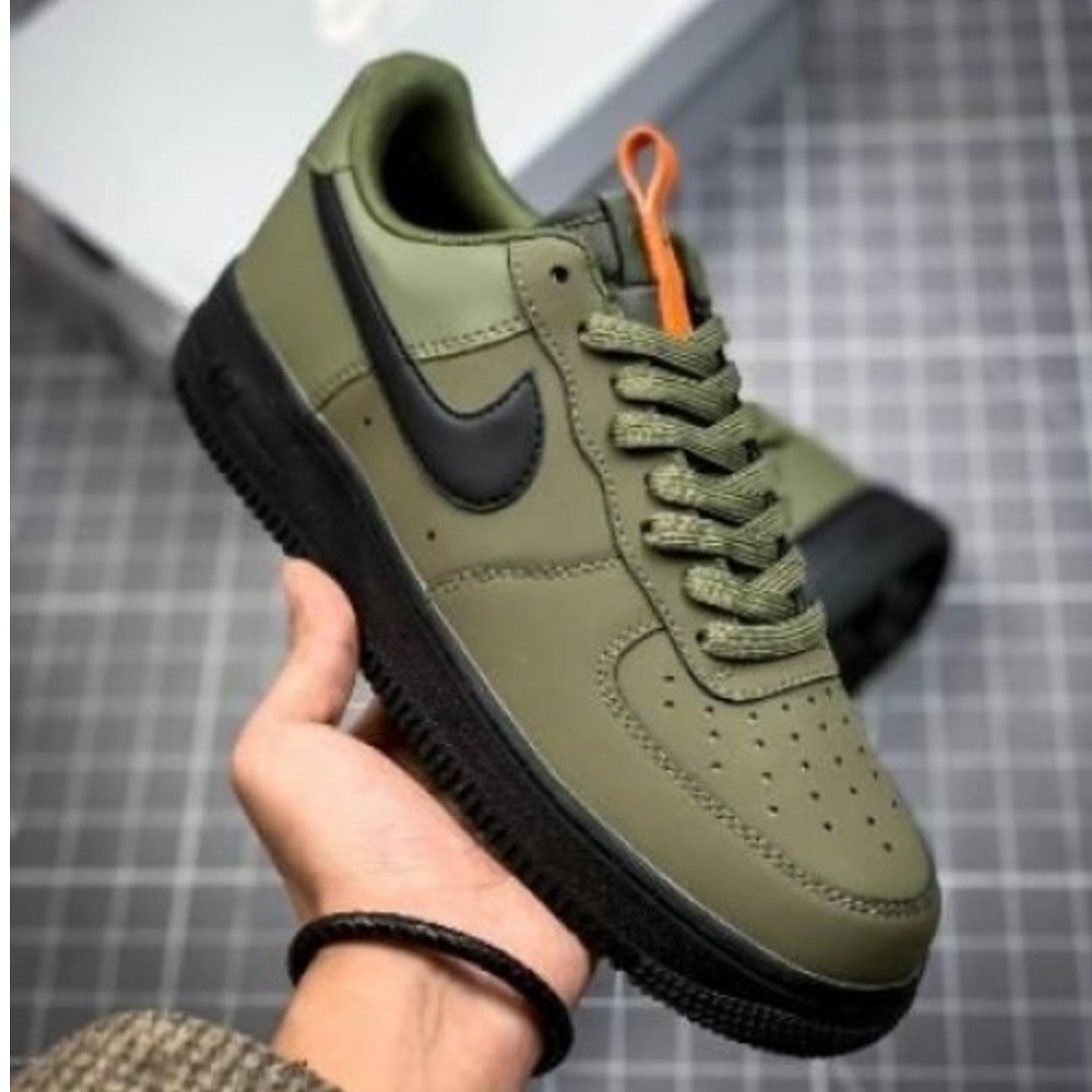 Nike Airforce 1 07 medium olive