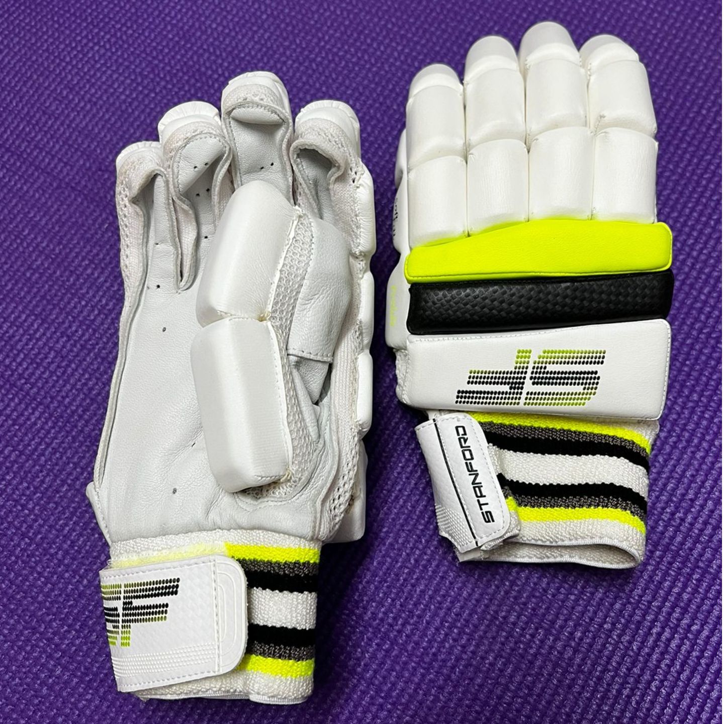 SF PROLITE CRICKET BATTING GLOVES MENS RH