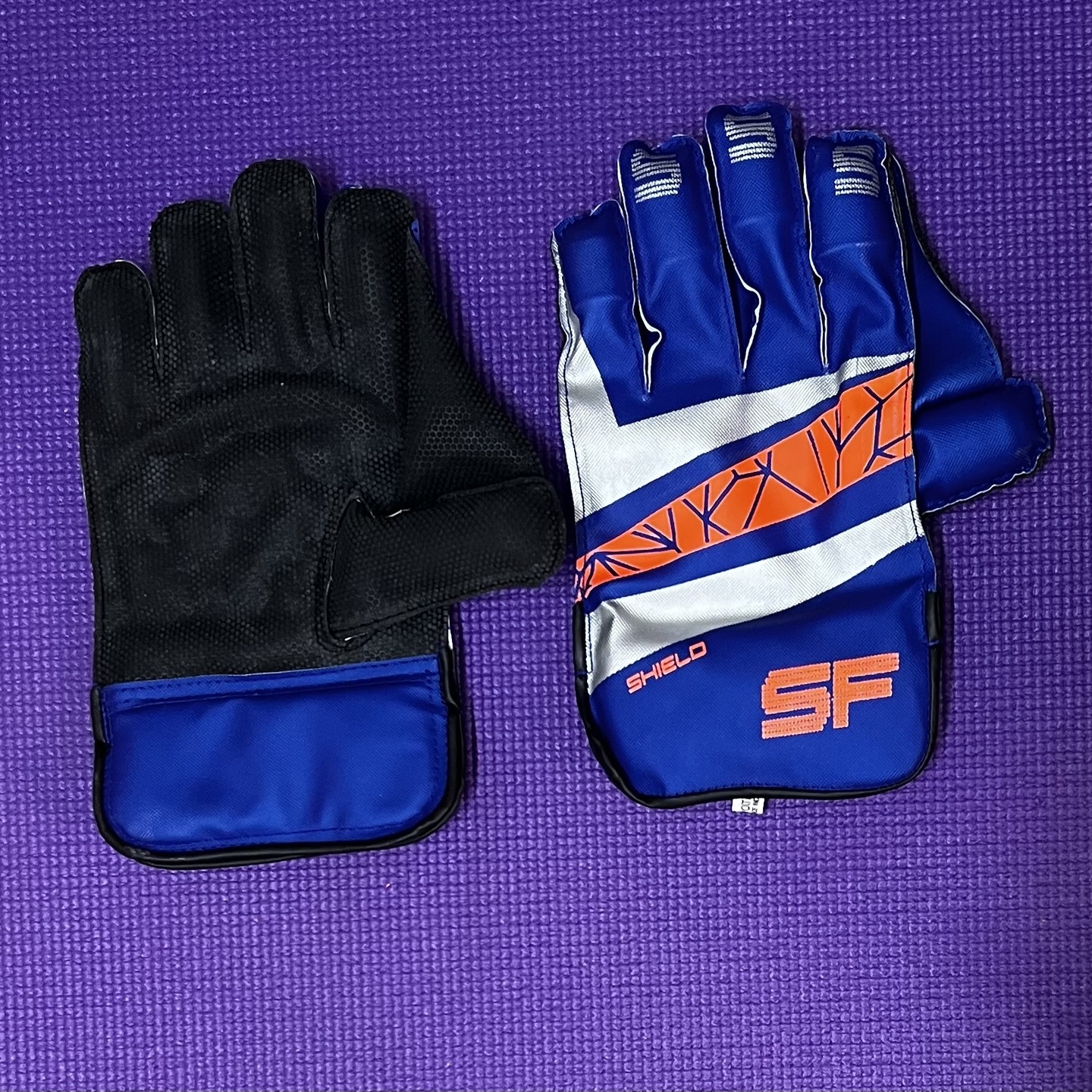 SF SHIELD CRICKET WICKET KEEPING GLOVES YOUTH