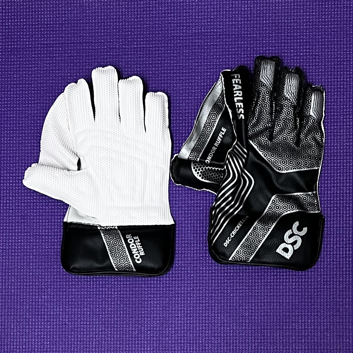 DSC CONDOR RUFFLE WICKET KEEPING GLOVES YOUTH
