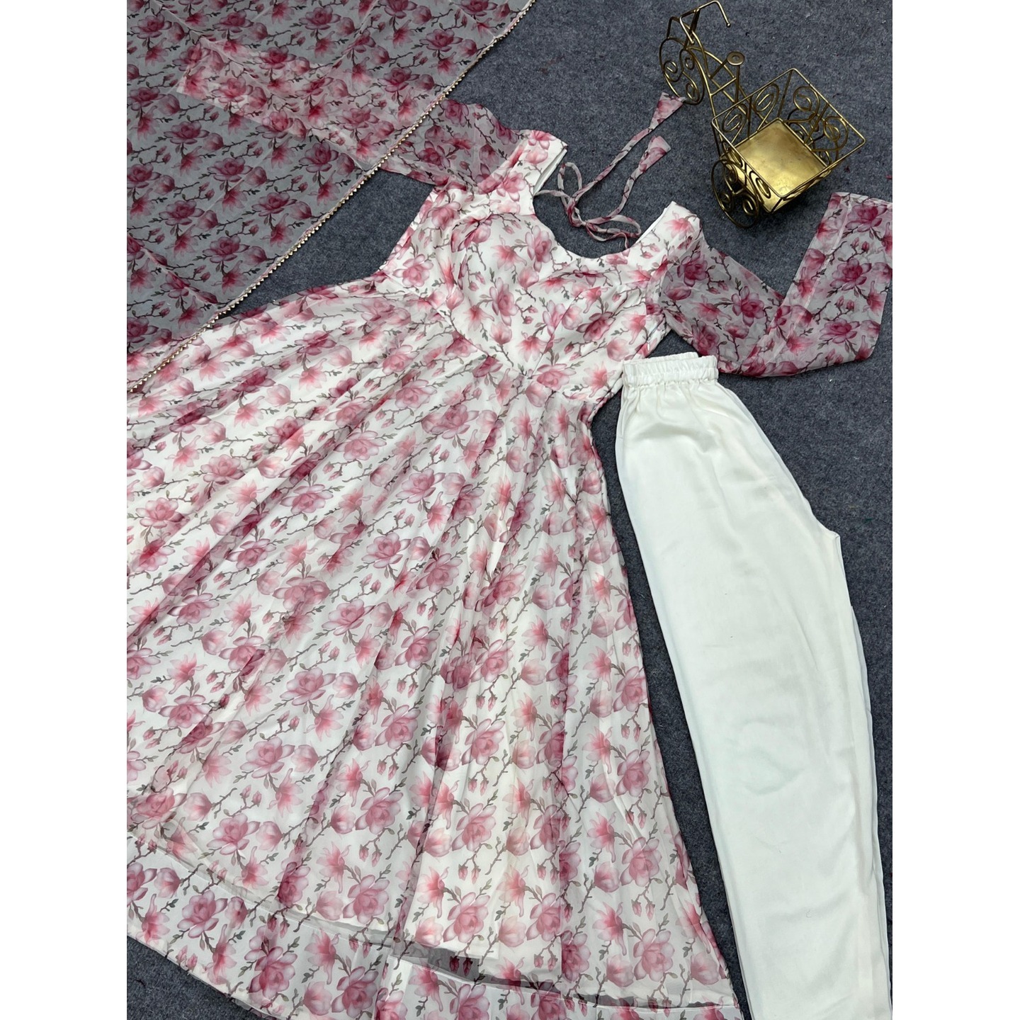 ANARKALI SUIT 